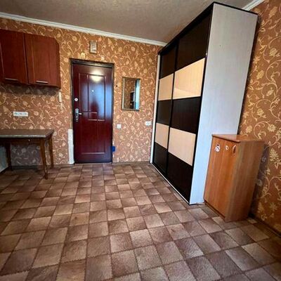 Продажа 	 Харьков,  Байрона (Героев Сталинграда) пр.   41А