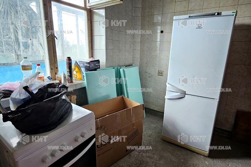 Продаж квартири Харків, ХТЗ, Рогань, 41м²
