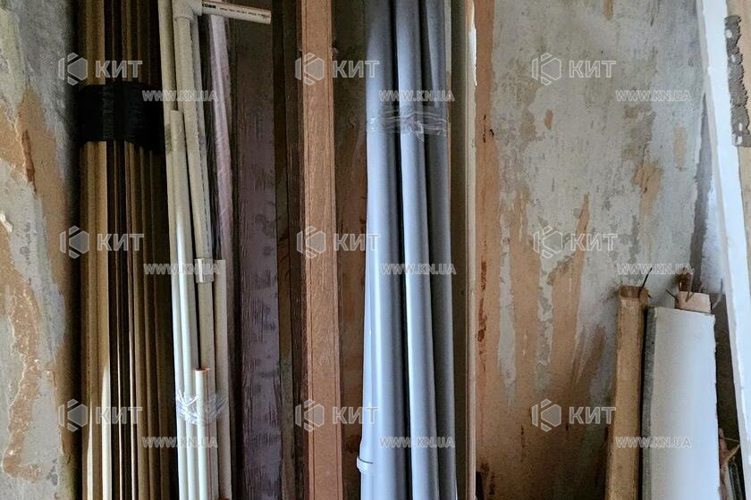 Продаж квартири Харків, ХТЗ, Рогань, 41м²