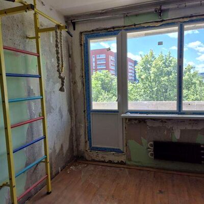 Продажа 	 Харків,  Ужвій Наталії вул.   64