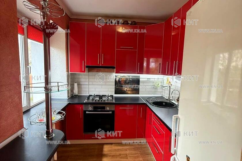 Продаж квартири Харків, ХТЗ, Рогань, 52м²
