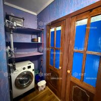 Продаж квартири Харків, ХТЗ, Рогань, 52м²