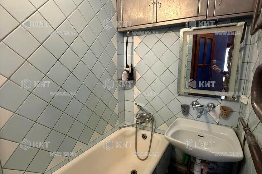 Продаж квартири Харків, ХТЗ, Рогань, 52м²