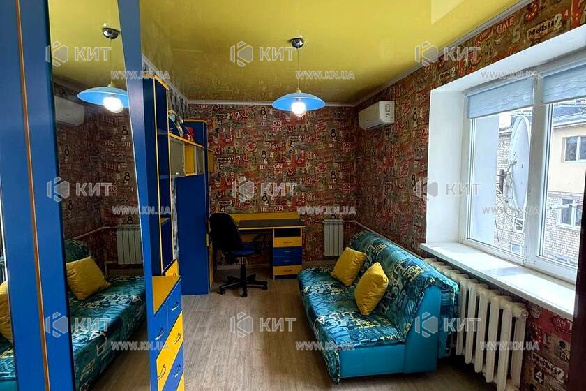 Продаж квартири Харків, ХТЗ, Рогань, 52м²