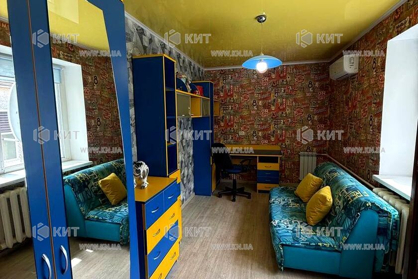 Продаж квартири Харків, ХТЗ, Рогань, 52м²