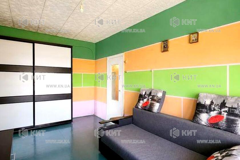 Продаж квартири Харків, ХТЗ, Рогань, 46.6м²