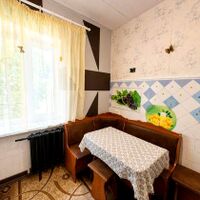 Продаж квартири Харків, ХТЗ, Рогань, 46.6м²