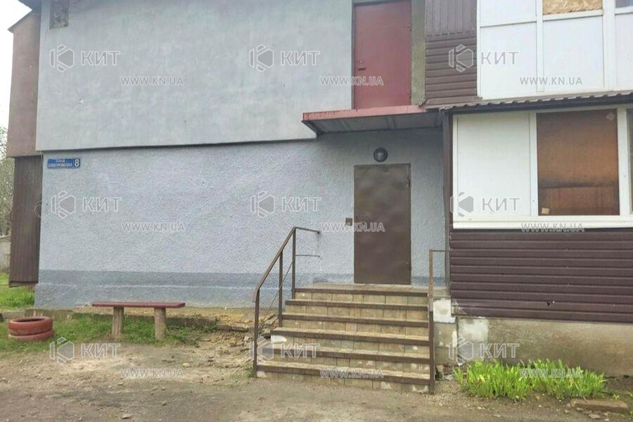 Продаж квартири Харків, ХТЗ, Рогань, 24м²