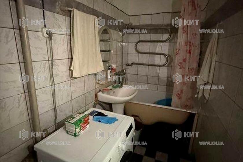 Продаж квартири Харків, ХТЗ, Рогань, 55м²