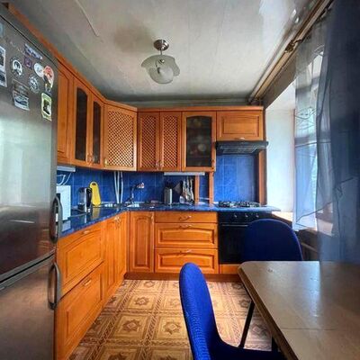 Продажа 	 Харків,  Шекспіра вул.   13