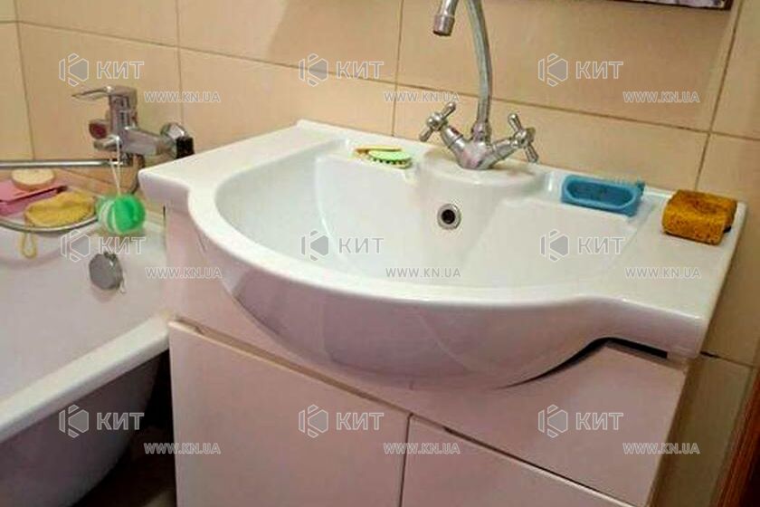 Продаж квартири Харків, ХТЗ, Рогань, 65м²