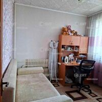 Продаж квартири Харків, ХТЗ, Рогань, 65м²