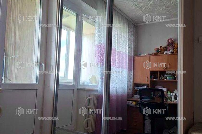 Продаж квартири Харків, ХТЗ, Рогань, 65м²