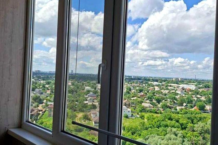Продаж квартири Харків, ХТЗ, Рогань, 65м²