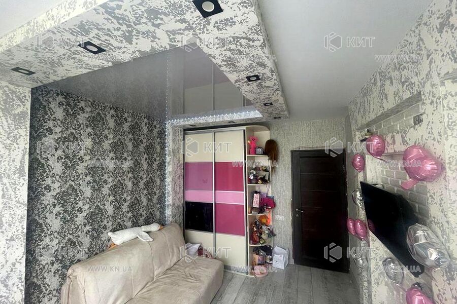 Продаж квартири Харків, ХТЗ, Рогань, 51м²