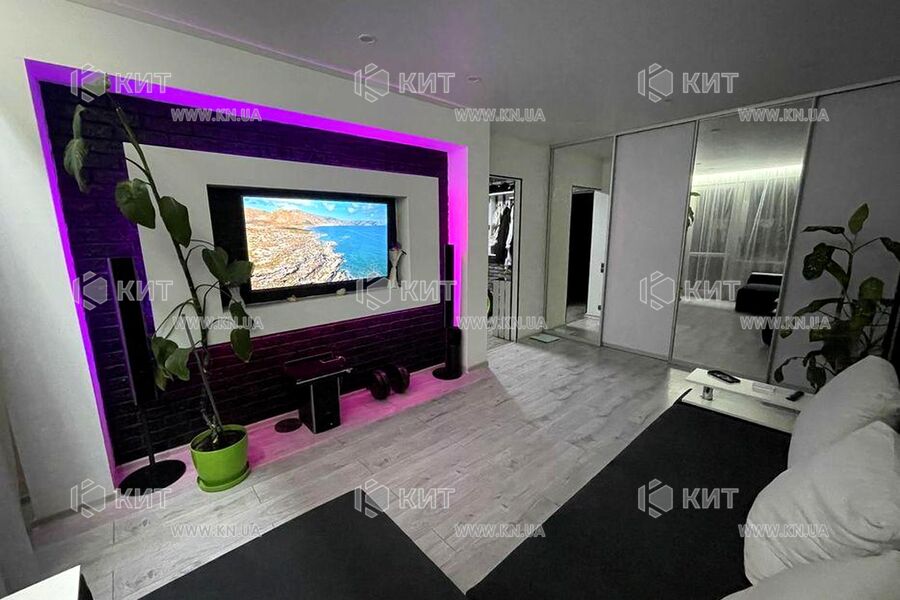 Продаж квартири Харків, ХТЗ, Рогань, 51м²
