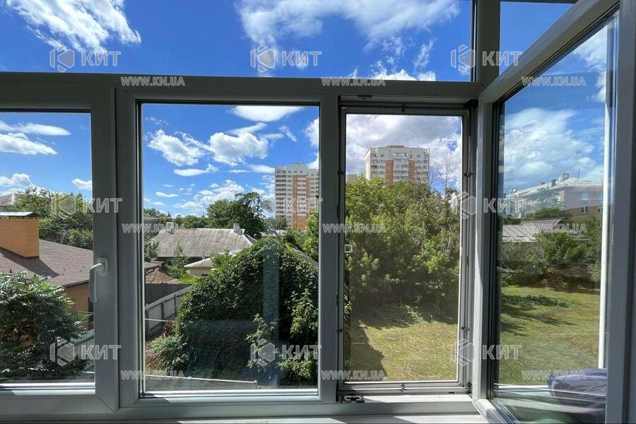 Продаж квартири Харків, Спорт.Гагар.Повст., 18.5м²