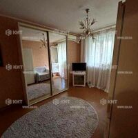 Продаж квартири Харків, ХТЗ, Рогань, 38м²