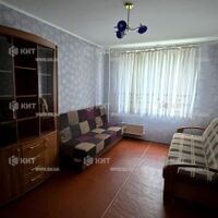 Продаж квартири Харків, ХТЗ, Рогань, 64.8м²