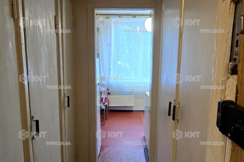 Продаж квартири Харків, ХТЗ, Рогань, 64.8м²