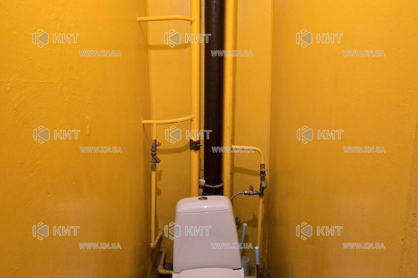 Продаж квартири Харків, ХТЗ, Рогань, 64.8м²
