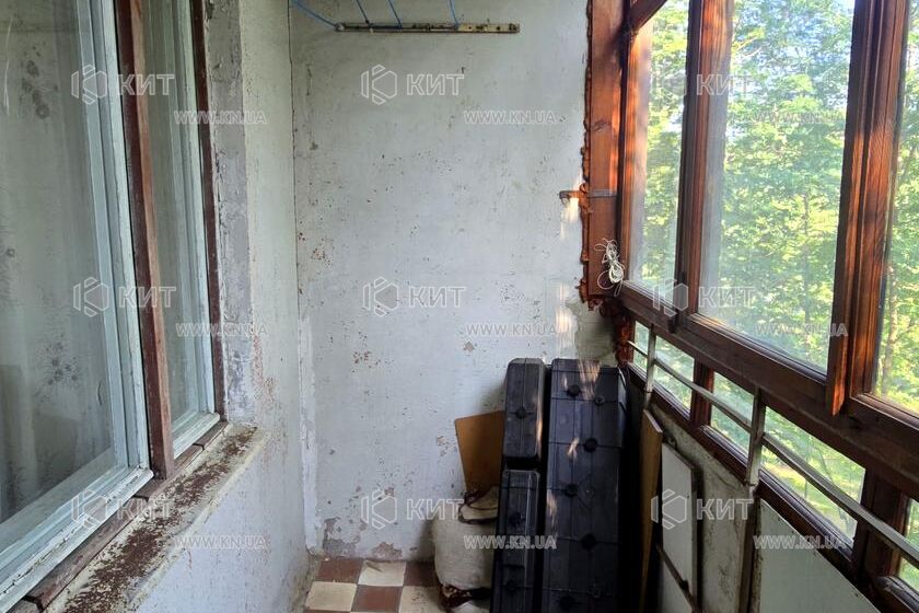 Продаж квартири Харків, ХТЗ, Рогань, 64.8м²