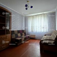 Продаж квартири Харків, ХТЗ, Рогань, 64.8м²