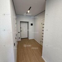 Продаж квартири Харків, ХТЗ, Рогань, 39.9м²