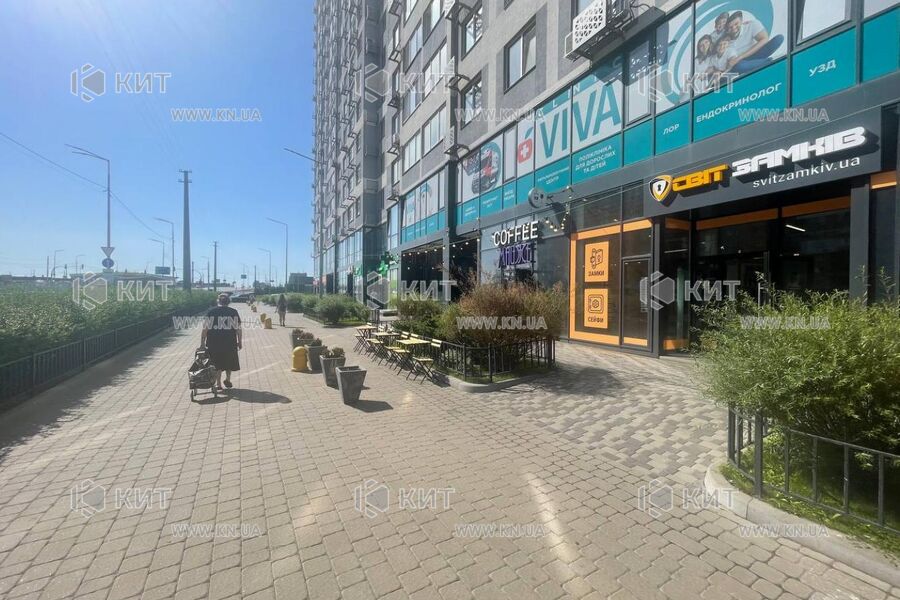 Aренда магазина Киев, Харьковский массив, 22м²
