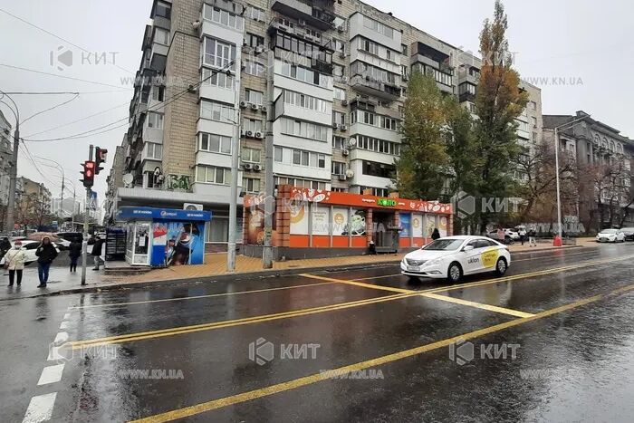 Продаж магазину Київ, Центр, 73.2м²