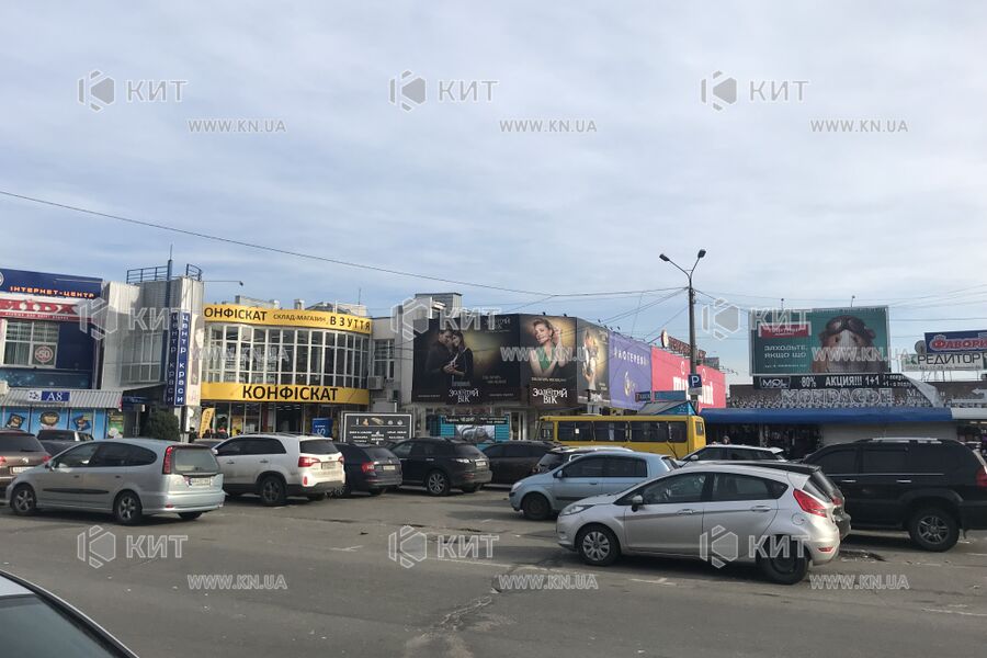 Оренда магазину Київ, Метро Дарниця, 331м²