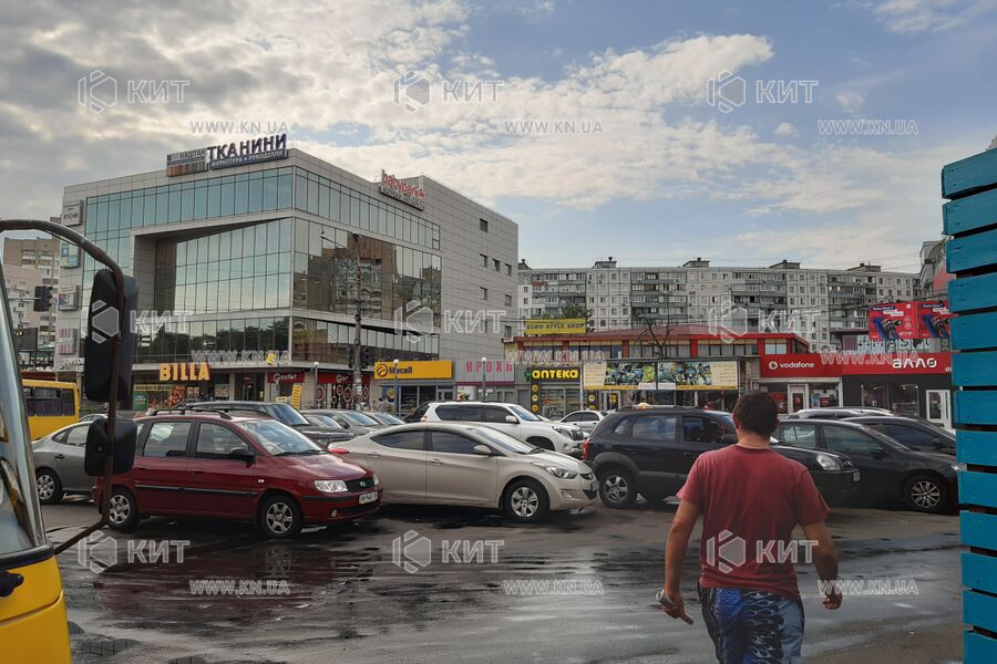 Оренда магазину Київ, Метро Дарниця, 331м²