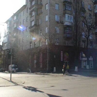 Продажа 	 Киев,  Гарматная ул. 