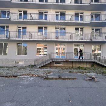 Аренда магазинов - Киев,  Рижская ул.