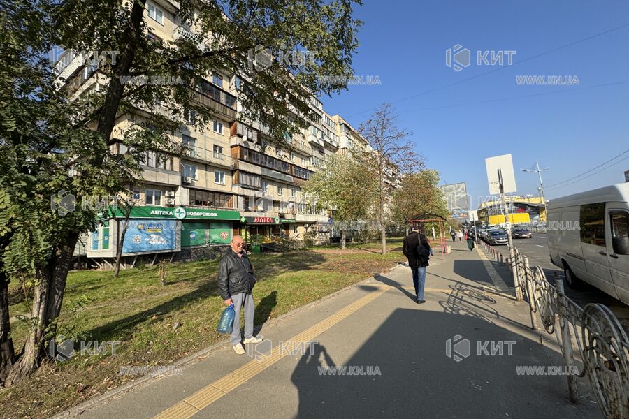 Продажа магазина Киев, Оболонь, 51м²