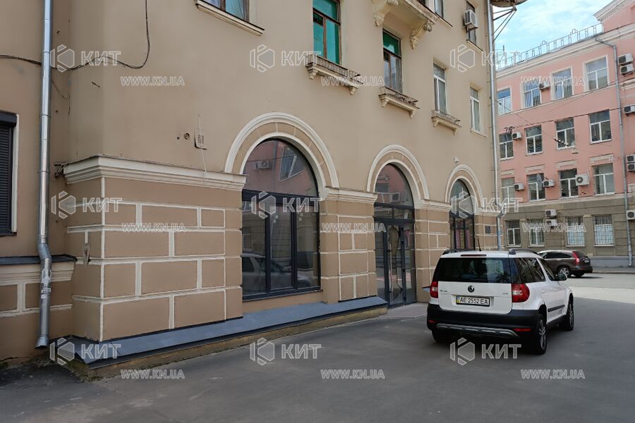 Продаж магазину Харків, Центр, 130м²