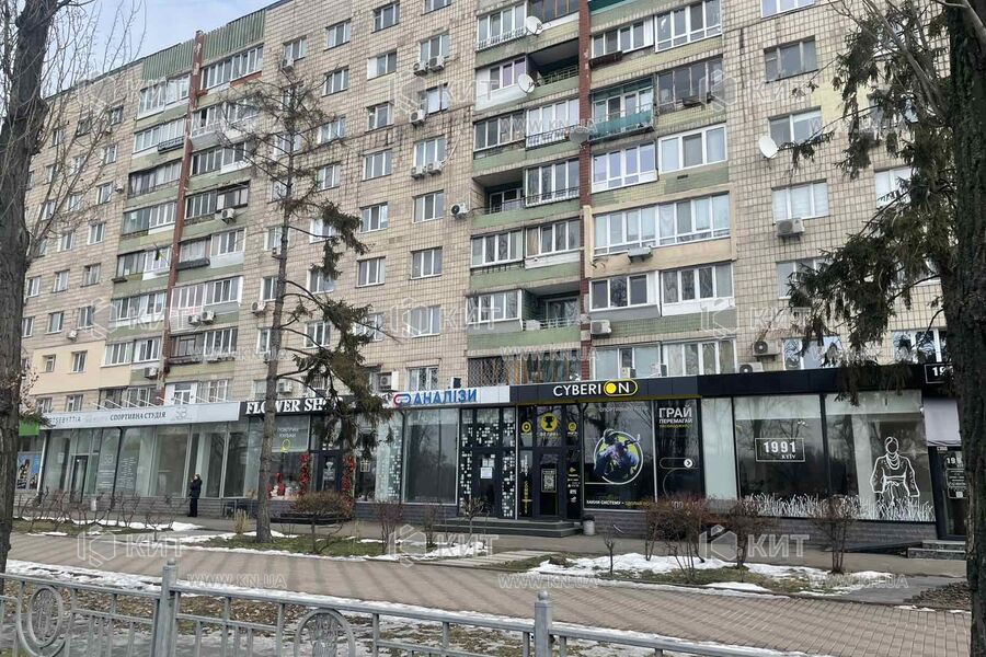 Aренда магазина Киев, Русановка, 93.5м²