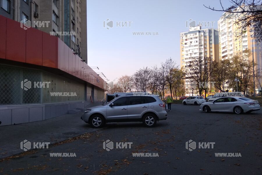 Aренда магазина Киев, Харьковский массив, 109м²