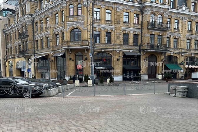 Aренда магазина Киев, Центр, 593м²