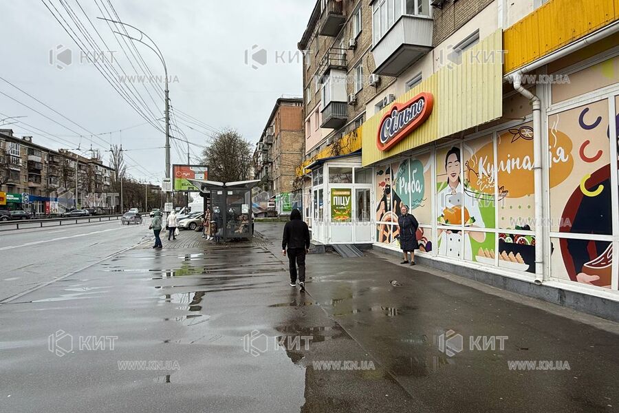 Aренда магазина Киев, Соломенка, 52.7м²