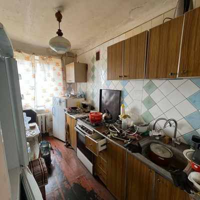 Продажа 	 Харьков,  Холодногорская (Елизарова) ул.   9