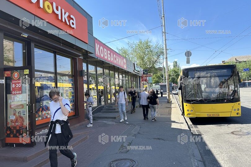 Оренда магазину Київ, Ленінградська пл., 85м²