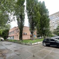 Aренда магазина Киев, Виноградарь, 161м²