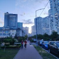 Aренда магазина Киев, Осокорки, 233м²