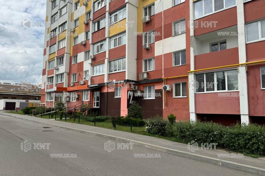 Продаж магазину Харків, Олексіївка, 150м²