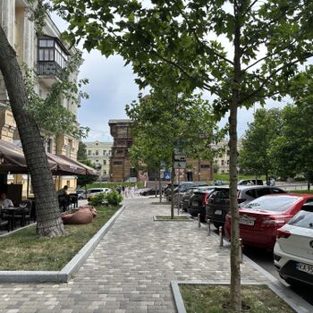 Аренда магазинов - Киев,  Золотоворотская ул.
