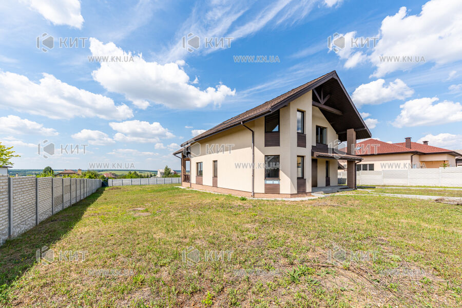 Продажа дома Родичи, Родичи, 215м²