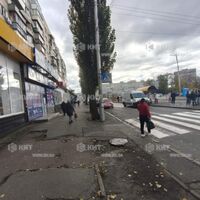 Aренда магазина Киев, Ленинградская пл., 228м²