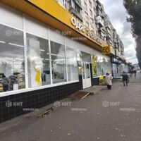 Aренда магазина Киев, Ленинградская пл., 228м²