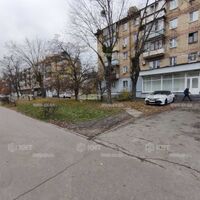 Aренда магазина Киев, Ленинградская пл., 246м²